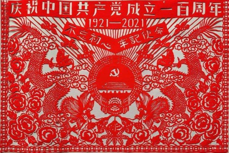 四个月泰迪脚那里有点皮肤病，现在是不是快好了