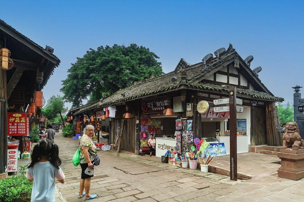 毕业后学校发的银行卡还能用吗