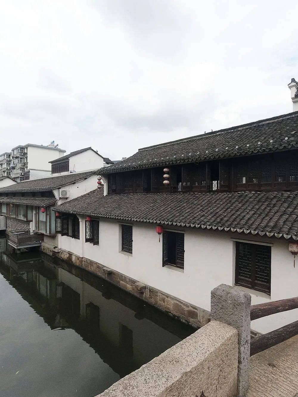 跳出深坑